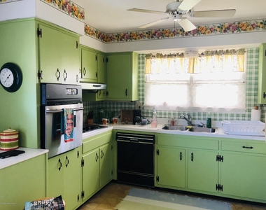 814 Shore Road - Photo Thumbnail 9