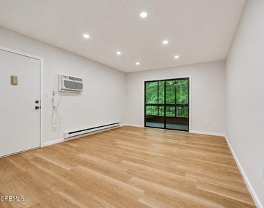 99 Arrowood Road - Photo Thumbnail 3