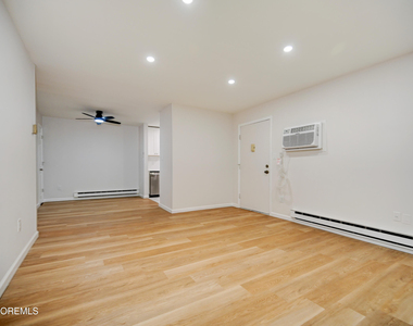 99 Arrowood Road - Photo Thumbnail 4