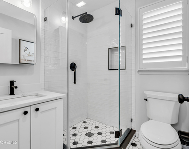 24 E Penguin Way - Photo Thumbnail 8