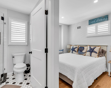 24 E Penguin Way - Photo Thumbnail 10