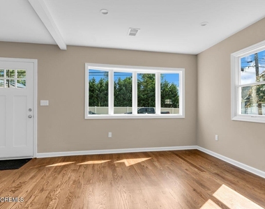 18 Maple Avenue - Photo Thumbnail 2