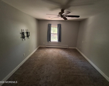 19 Driftwood Drive - Photo Thumbnail 8