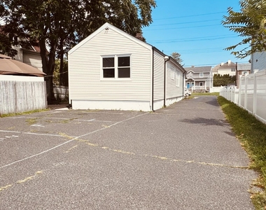 410 2nd Avenue - Photo Thumbnail 15