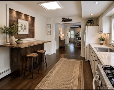 410 2nd Avenue - Photo Thumbnail 11
