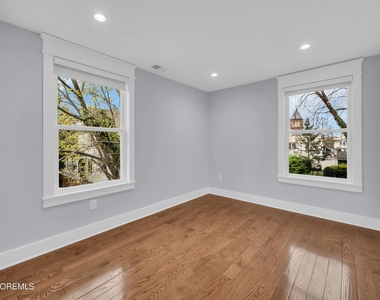83 Pearl Street - Photo Thumbnail 16