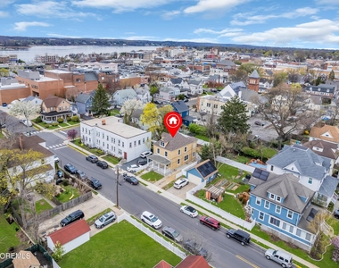 83 Pearl Street - Photo Thumbnail 29