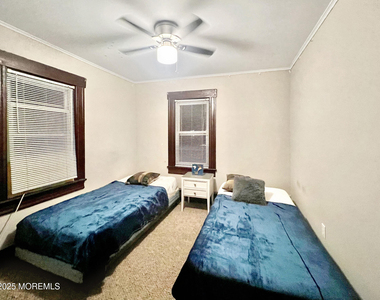 208 14th Avenue - Photo Thumbnail 9
