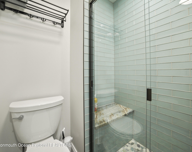 110 11th Avenue - Photo Thumbnail 9