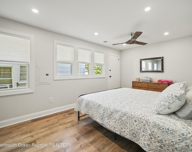 110 11th Avenue - Photo Thumbnail 6
