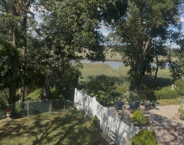 55 Chapin Avenue - Photo Thumbnail 11
