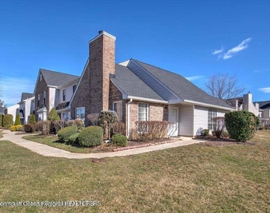 337 Devon Place - Photo Thumbnail 1