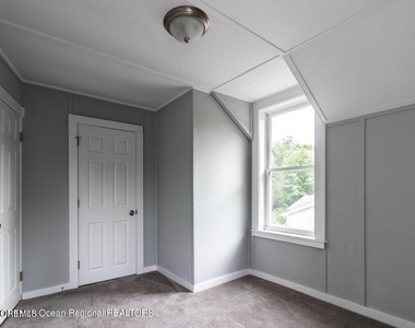 306 Henley Avenue - Photo Thumbnail 13