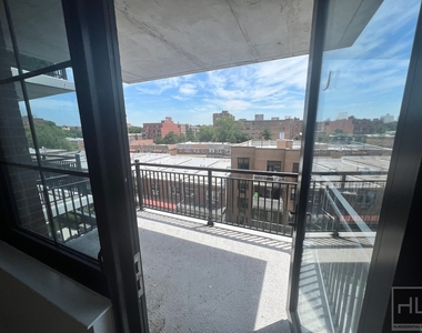 Northern Boulevard - Photo Thumbnail 1