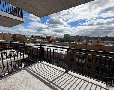 Northern Boulevard - Photo Thumbnail 6