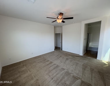23549 W Hopi Street - Photo Thumbnail 10