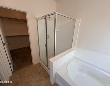 23549 W Hopi Street - Photo Thumbnail 12