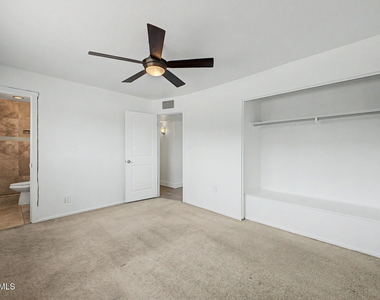 6713 E Latham Street - Photo Thumbnail 9
