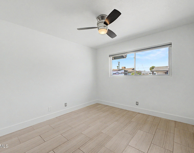 6713 E Latham Street - Photo Thumbnail 12