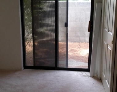 19980 N Matilda Lane - Photo Thumbnail 6