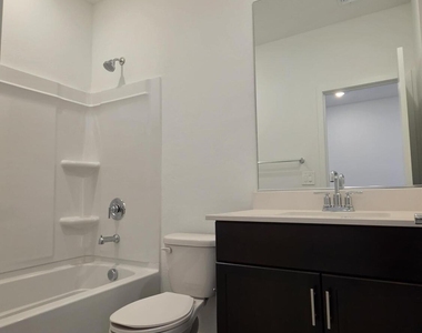 37098 W Prado Street - Photo Thumbnail 3
