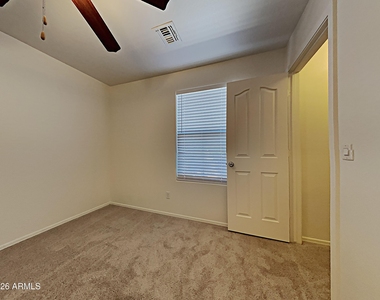 5711 E Adrian Avenue - Photo Thumbnail 15