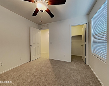 5711 E Adrian Avenue - Photo Thumbnail 13