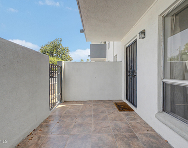 5135 N 10th Street - Photo Thumbnail 4