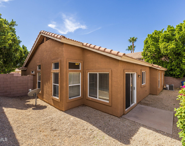 6640 E Russell Street - Photo Thumbnail 17