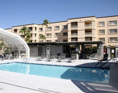 7920 E Camelback Road - Photo Thumbnail 15