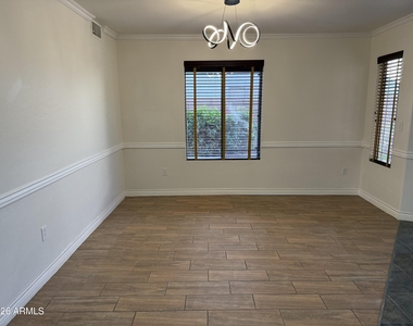 518 W Scott Avenue - Photo Thumbnail 11