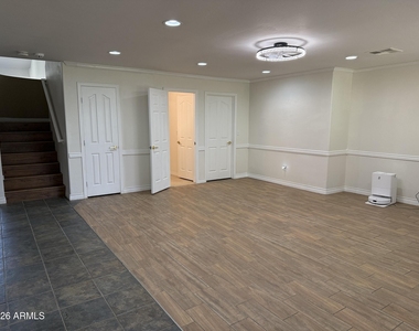 518 W Scott Avenue - Photo Thumbnail 8