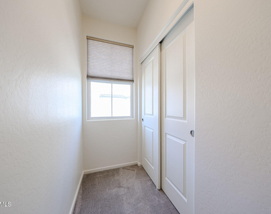 2321 E Hidalgo Avenue - Photo Thumbnail 20