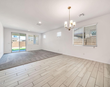 8830 W Pasadena Avenue - Photo Thumbnail 5