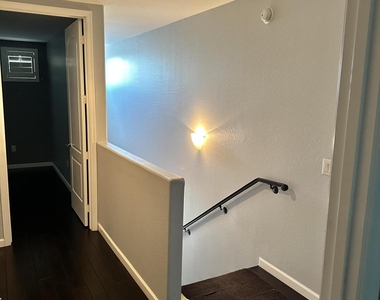 124 N California Street - Photo Thumbnail 15