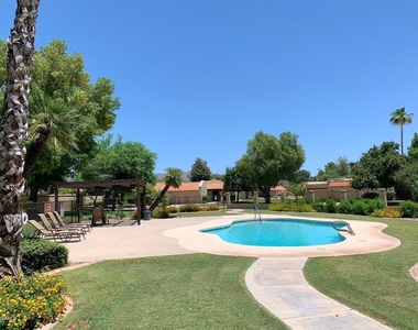 9226 E Altadena Avenue - Photo Thumbnail 19