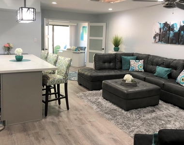 9226 E Altadena Avenue - Photo Thumbnail 1