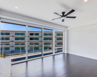 4422 N 75th Street - Photo Thumbnail 9