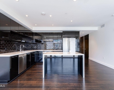 4422 N 75th Street - Photo Thumbnail 1