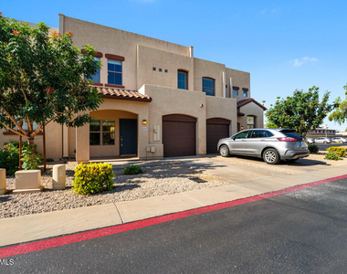 1886 E Don Carlos Avenue - Photo Thumbnail 14