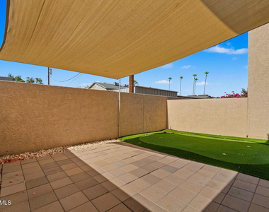 1886 E Don Carlos Avenue - Photo Thumbnail 32
