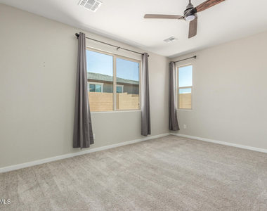 18434 E Camila Drive - Photo Thumbnail 11
