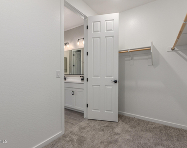 18434 E Camila Drive - Photo Thumbnail 16