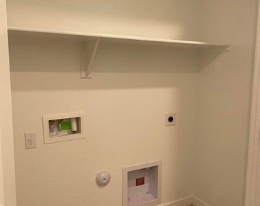 16524 W Alameda Road - Photo Thumbnail 22