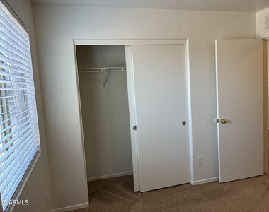 24032 W Pecan Road - Photo Thumbnail 21