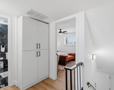 6833 E Osborn Road - Photo Thumbnail 15