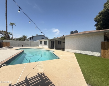 1363 W Los Lagos Vista - Photo Thumbnail 19