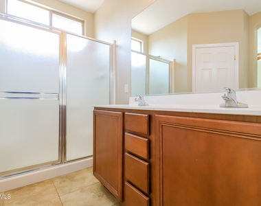 14653 W Gelding Drive - Photo Thumbnail 12