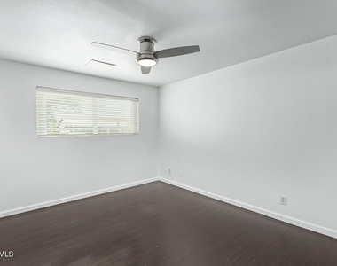 7243 E Mckinley Street - Photo Thumbnail 8