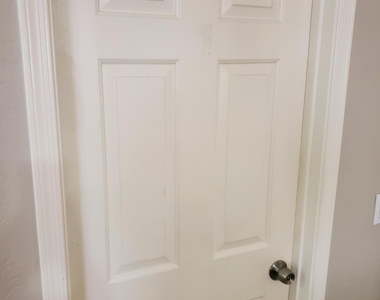 1507 S 171st Lane - Photo Thumbnail 17